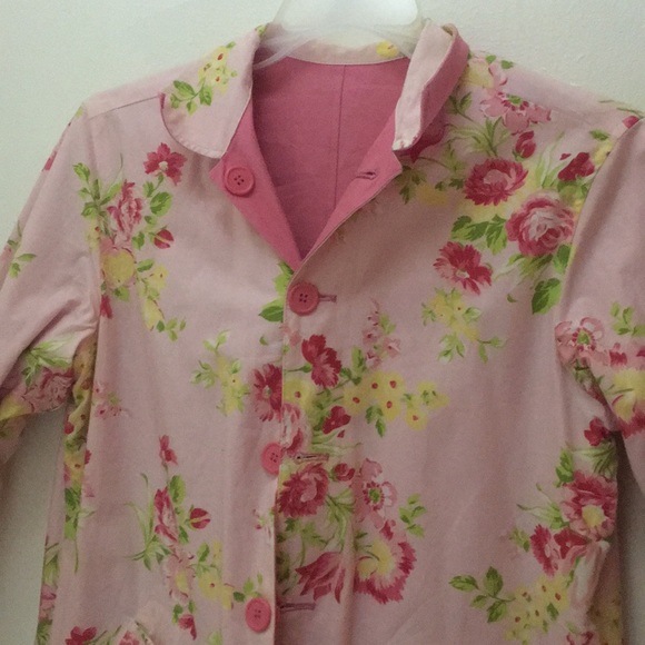 Pink coat that reminds you of gardening - Picture 1 of 7